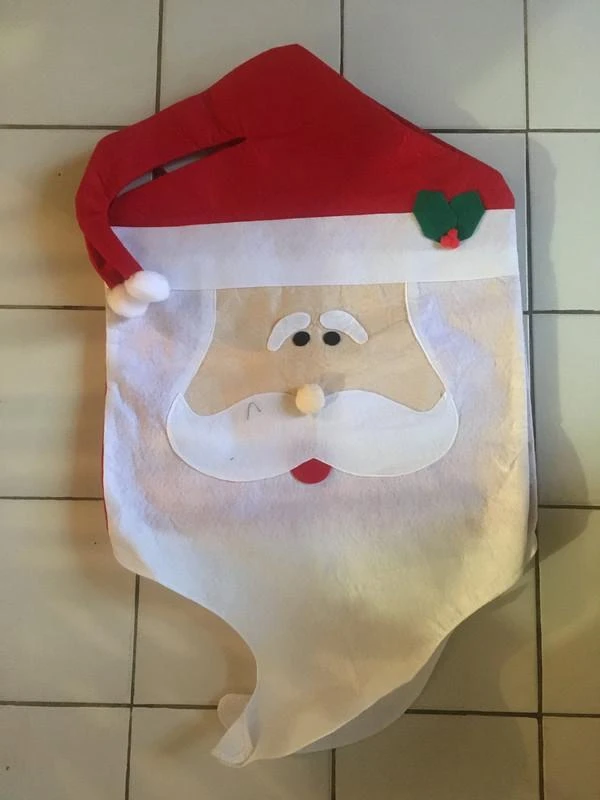 2 decos/habillage de chaise pere noël - neufs